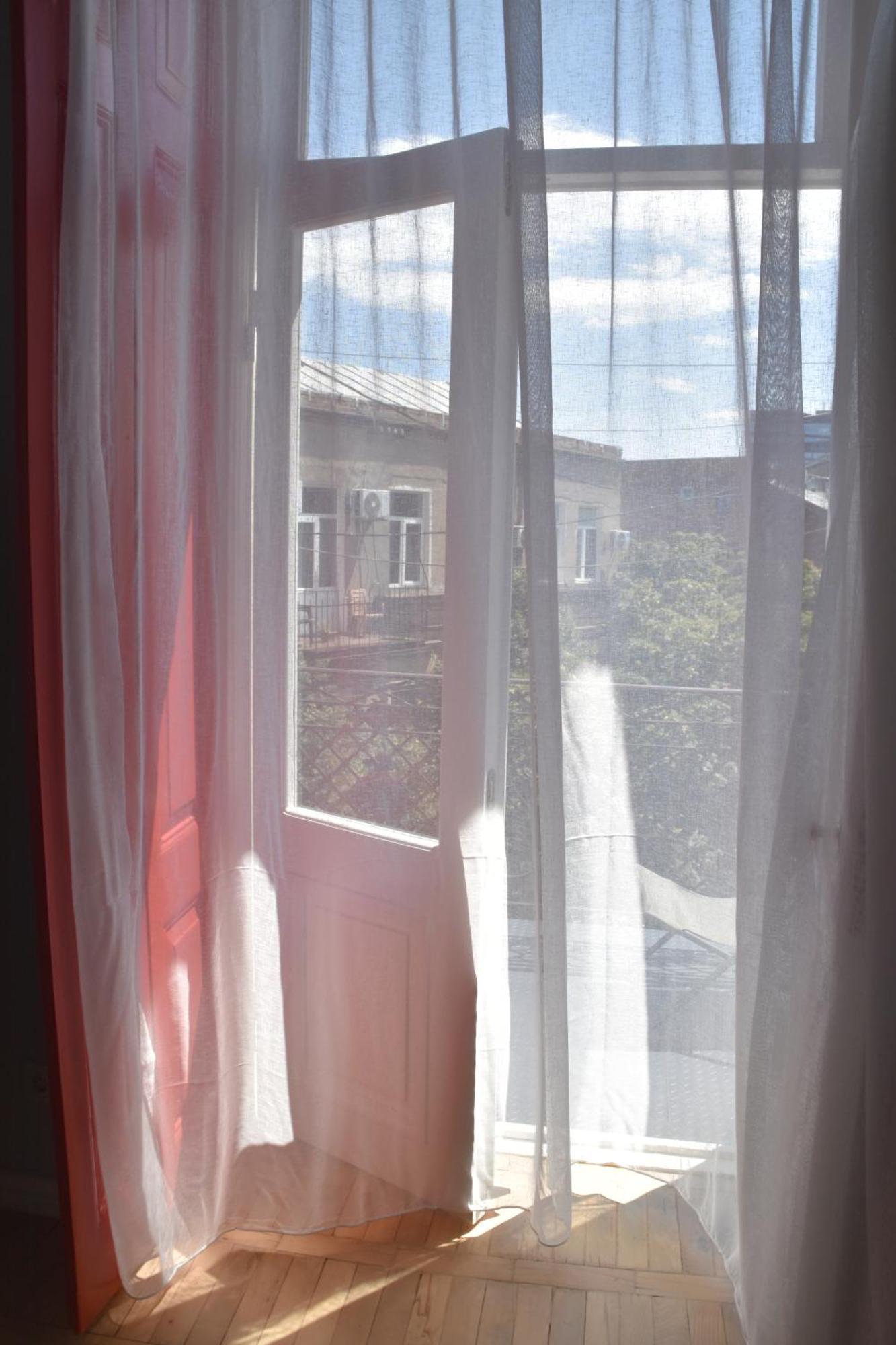 Communa Good Vibes Тбилиси Экстерьер фото
